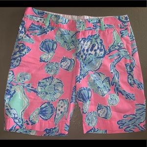 Lilly Pulitzer Chipper Short size 12 Bermuda
